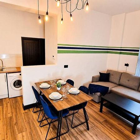 Beautiful Flat On Breck Road Apartment ลิเวอร์พูล ภายนอก รูปภาพ